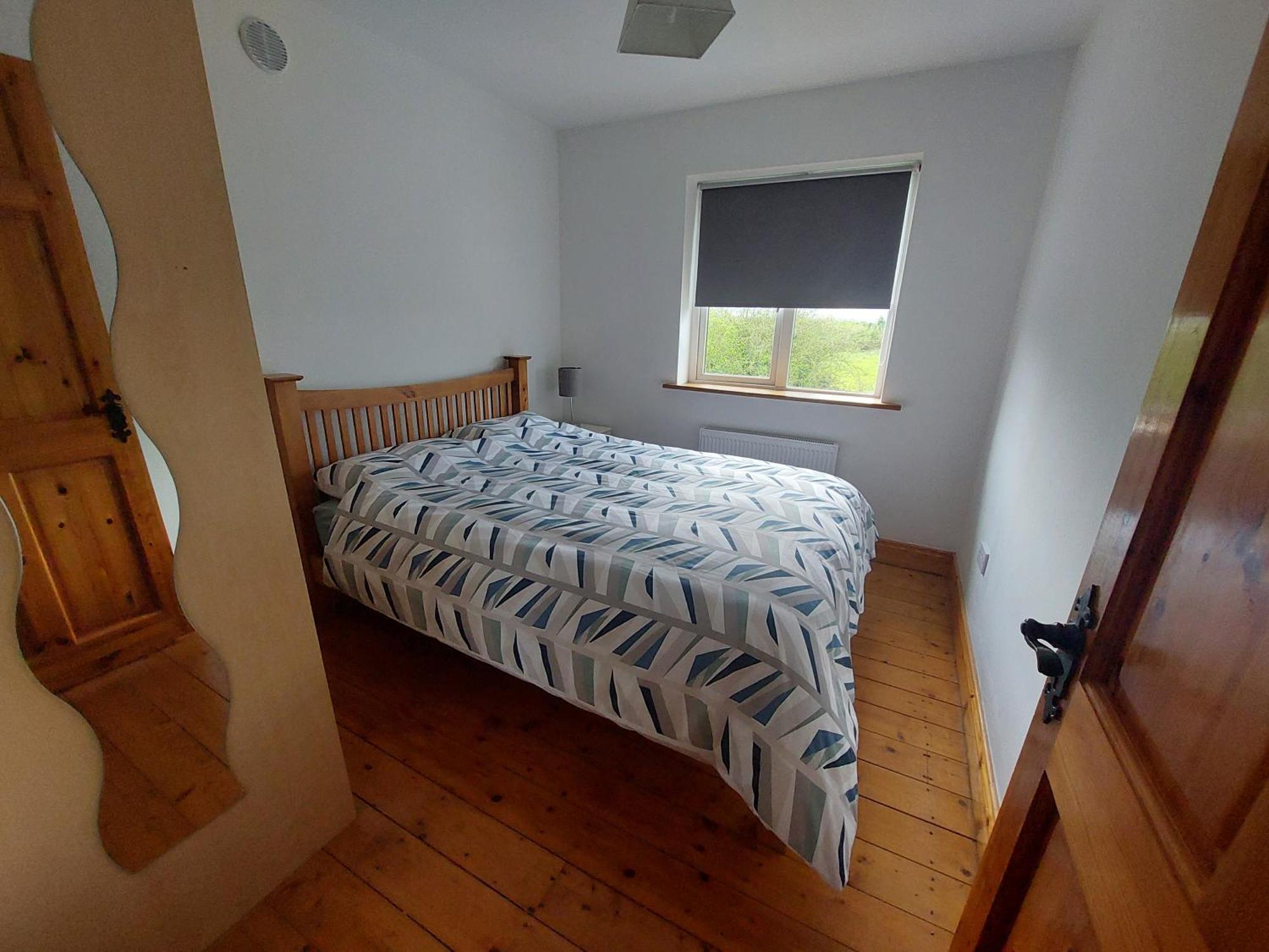 הוילה Bruff 3 Bed Semi-Detached House In A Quite Estate מראה חיצוני תמונה